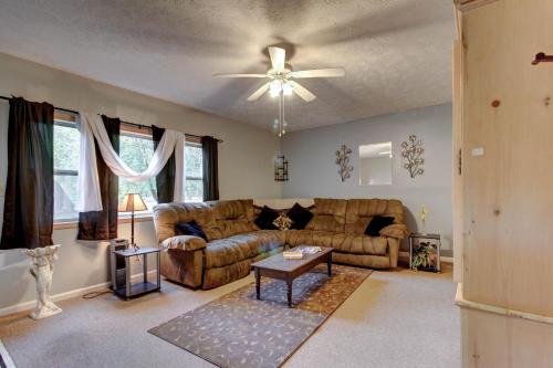 Cool River Condo II - main image