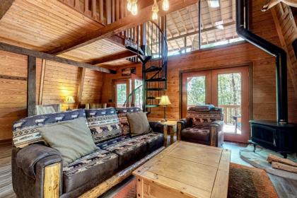 Alpine Chalet Georgia