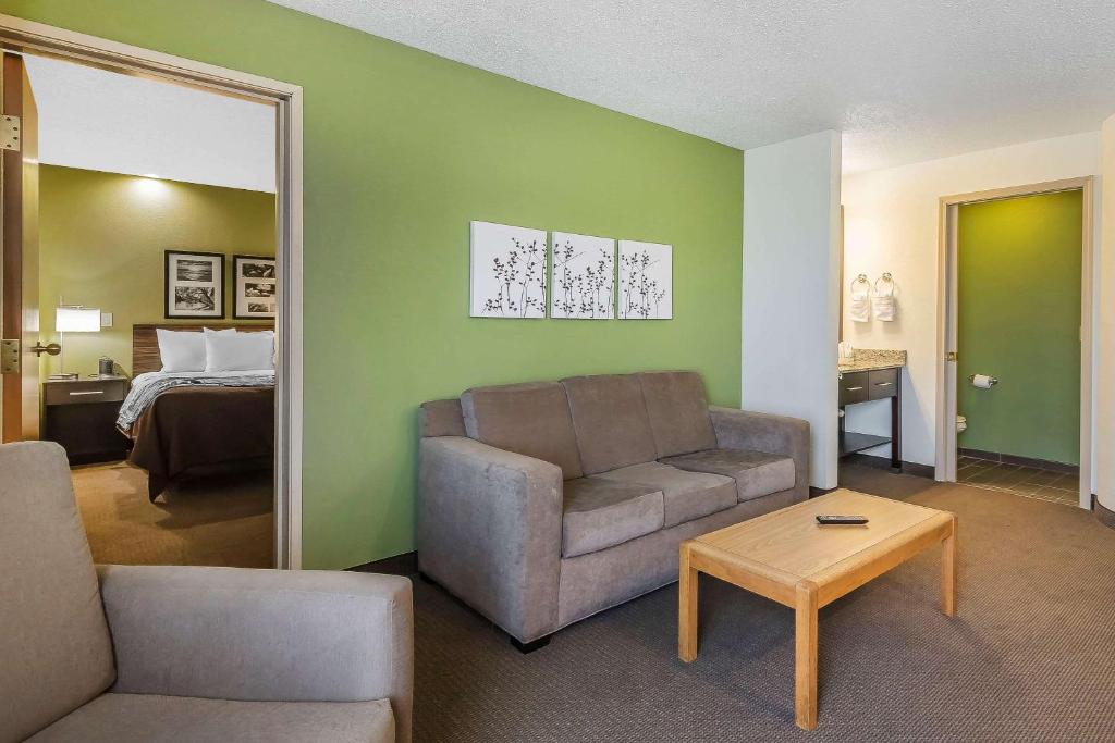 Sleep Inn Henderson - image 5