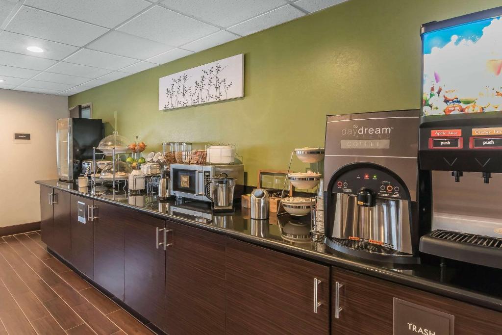 Sleep Inn Henderson - image 6