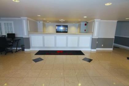 Ramada by Wyndham Henderson/Evansville - image 10