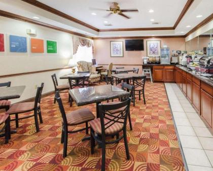 Comfort Inn Henderson - image 12