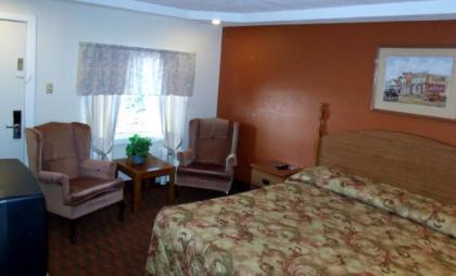 Woodlawn Hills Motel - image 15
