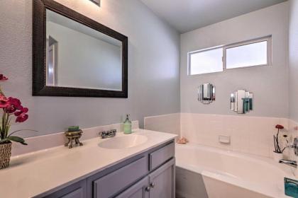 Pool Home with Spectacular Strip and Mountain Views! - image 16