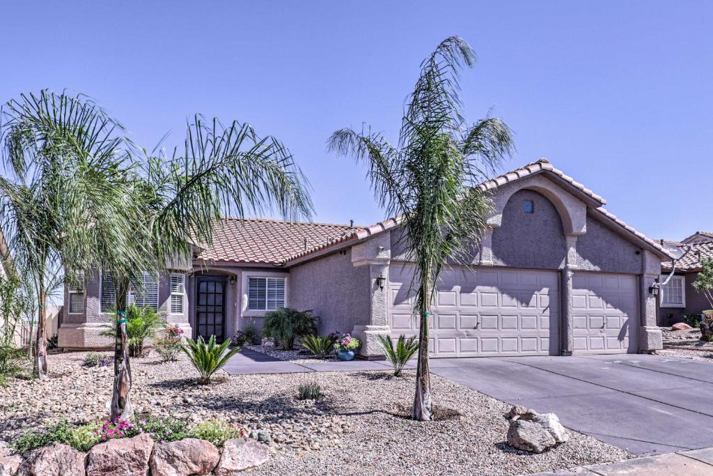 Pool Home with Spectacular Strip and Mountain Views! - image 2