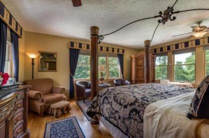 Echo Mountain Inn - image 2
