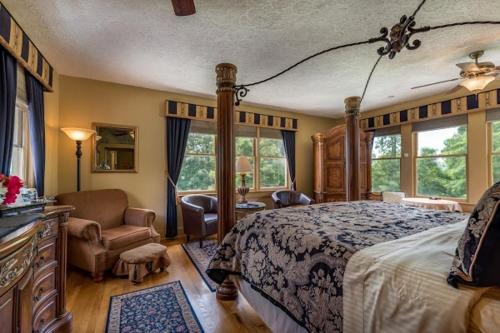 Echo Mountain Inn - image 2