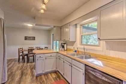Hendersonville Home with Deck 3 Miles to Downtown - image 10