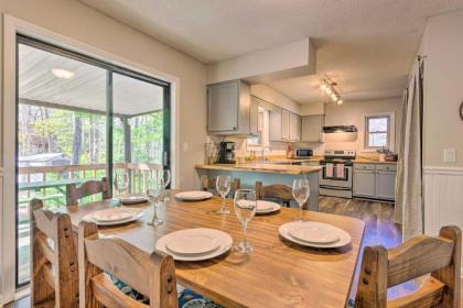 Hendersonville Home with Deck 3 Miles to Downtown - image 7