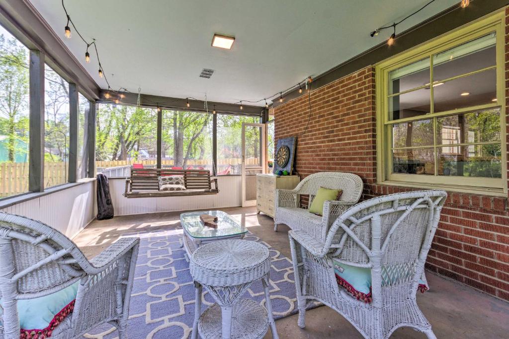 Dog-Friendly Home with Yard 1 Mi to Downtown! - main image