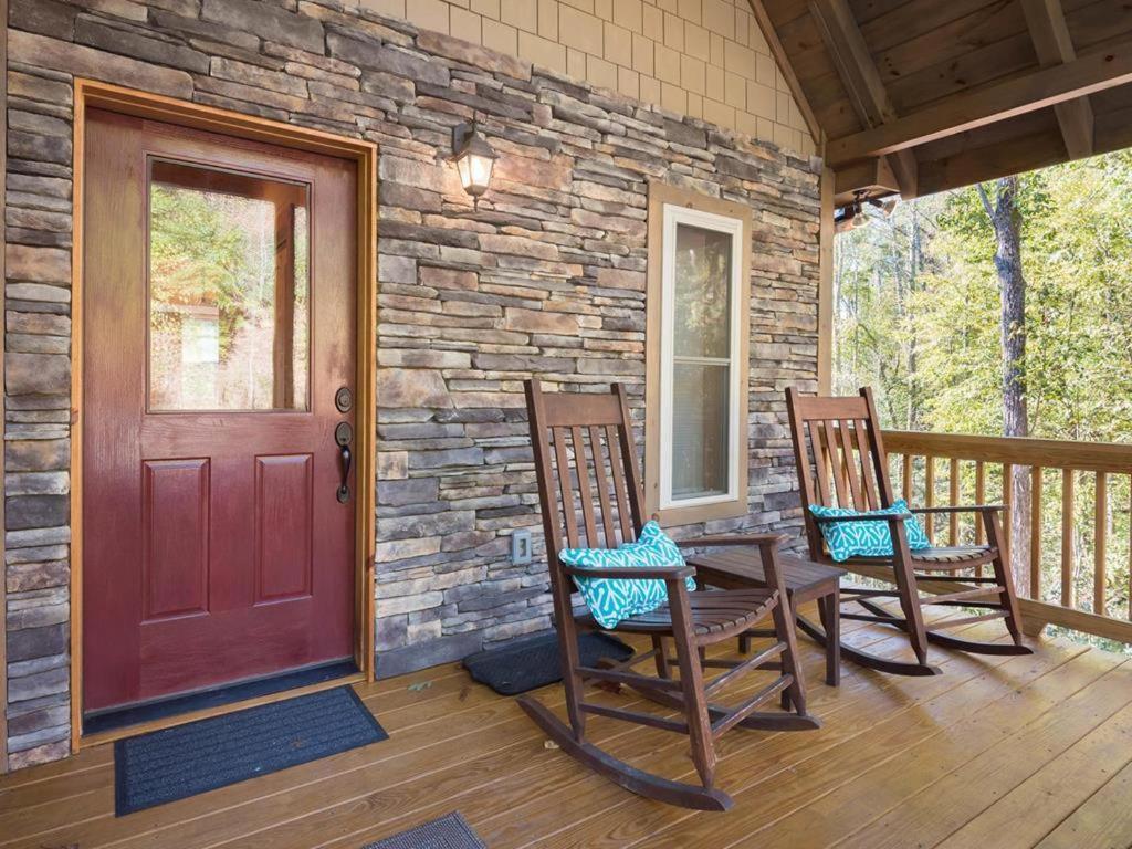 Waterfall Retreat - image 4