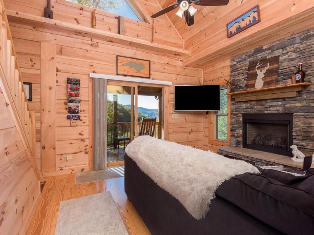 Waterfall Retreat - image 6