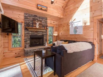 Waterfall Retreat - image 9