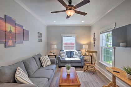 Airplane Hangar Home Quarter Mi to Downtown - image 17