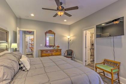 Airplane Hangar Home Quarter Mi to Downtown - image 3