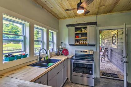 Rustic and Authentic Farm Stay by DuPont Forest - image 8