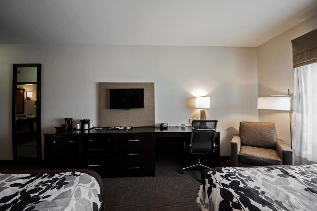 Sleep Inn & Suites Hennessey North - image 3