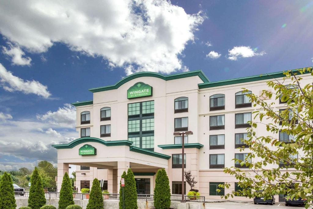Wingate by Wyndham Richmond Short Pump - main image