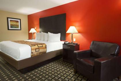 Days Inn by Wyndham Henryetta - image 3