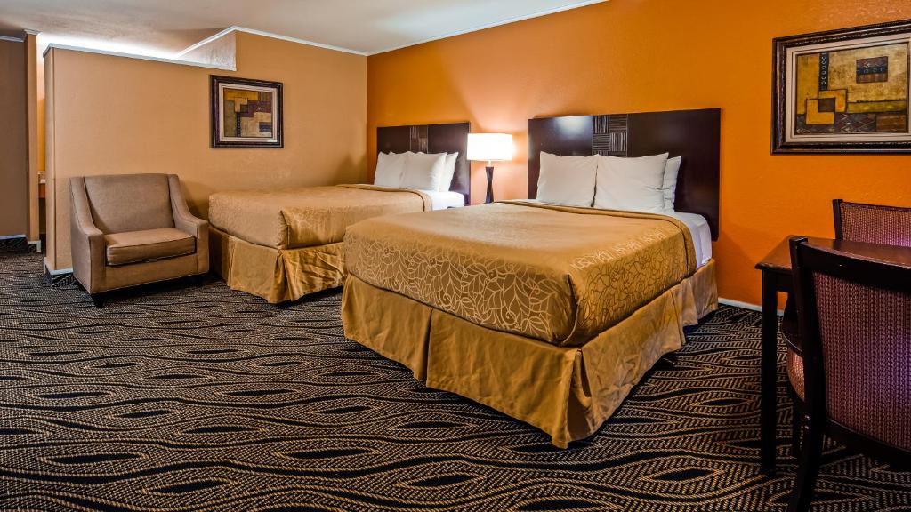 Best Western Red Carpet Inn Hereford - image 3