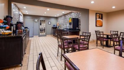 Best Western Red Carpet Inn Hereford - image 8