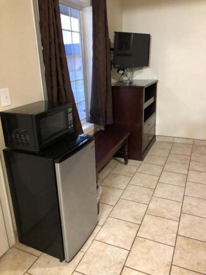 Knights Inn Hermiston - image 14
