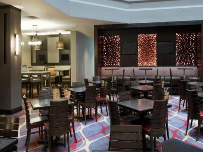 Embassy Suites by Hilton Dulles Airport - image 15