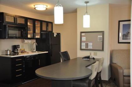 Candlewood Suites Washington-Dulles Herndon an IHG Hotel - image 2