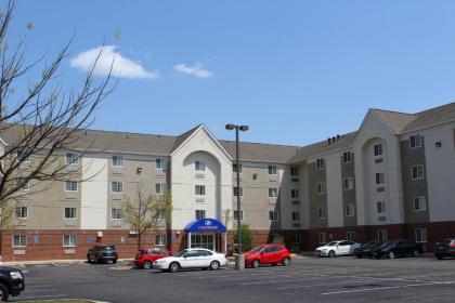 Candlewood Suites Washington-Dulles Herndon an IHG Hotel - image 9