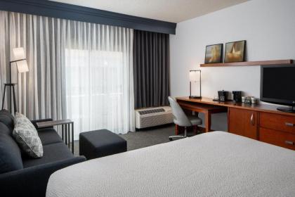 Courtyard by Marriott Dulles Airport Herndon/Reston - image 7