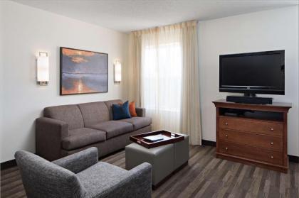 Hyatt House Herndon/Reston - image 12