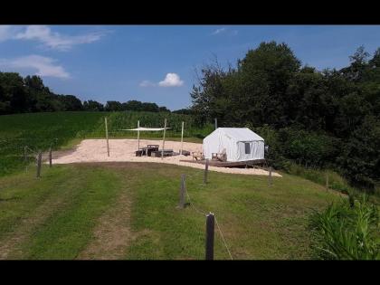 Tentrr - Sky High Estate