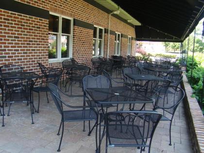 Days Inn by Wyndham Hershey - image 11