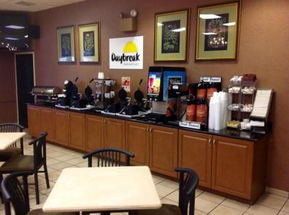 Days Inn by Wyndham Hershey - image 13