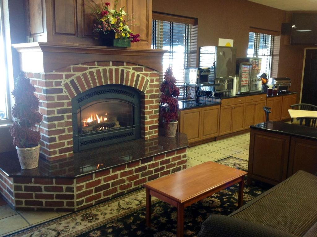 Days Inn by Wyndham Hershey - image 4
