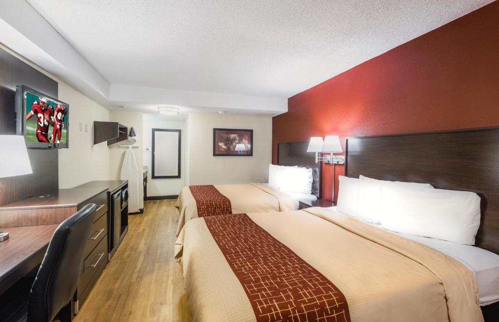 Red Roof Inn Hershey - image 2