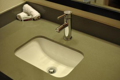 Motel 6 Maple/Main - image 5