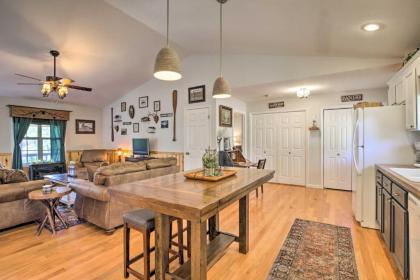 Luxury Mtn Living Cabin 1 Mi to Lake Chatuge! - image 7