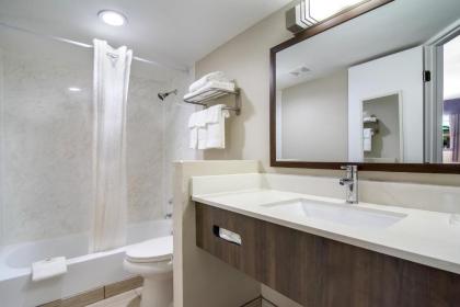 The Townhouse Inn - image 11