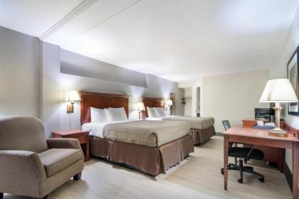 The Townhouse Inn - image 13
