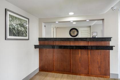 The Townhouse Inn - image 9