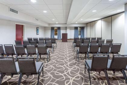 Wingate by Wyndham High Point - image 15