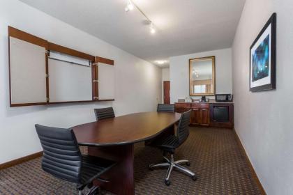 Wingate by Wyndham High Point - image 2