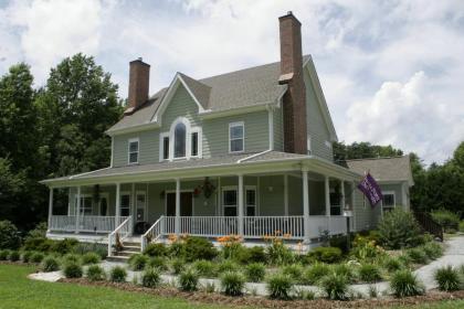 Seven Oaks Inn Bed and Breakfast High Point North Carolina