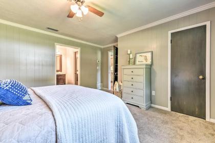 Updated High Springs Cottage 22 Mi to UF! - image 12