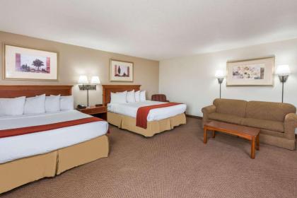 Baymont by Wyndham Highland - image 15