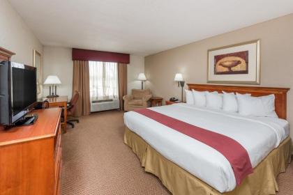 Baymont by Wyndham Highland - image 2