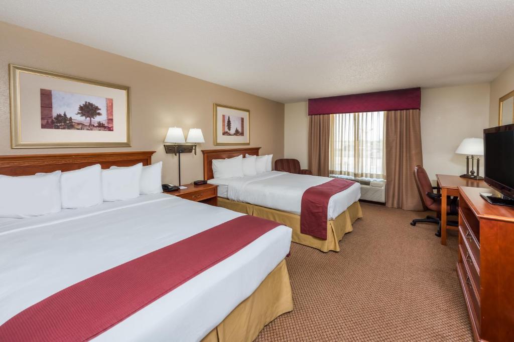 Baymont by Wyndham Highland - image 3