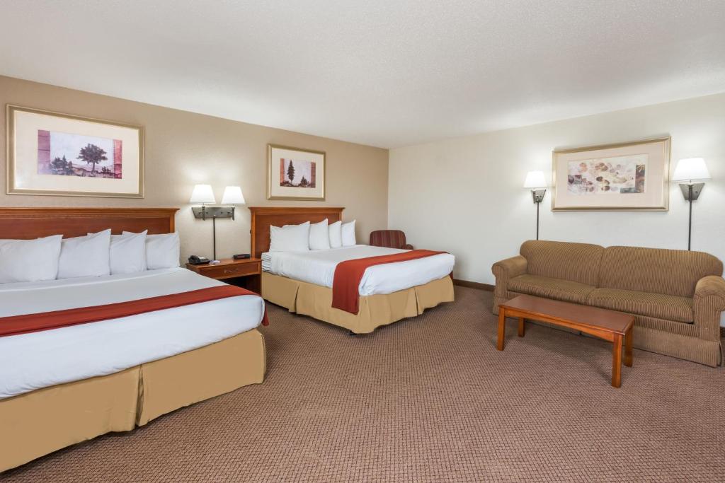 Baymont by Wyndham Highland - image 5