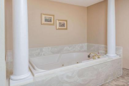 Baymont by Wyndham Highland - image 7